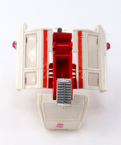 Ratchet 1984 Vtg G1 Transformers Action Figure Takara Hasbro - Picture 8 of 9