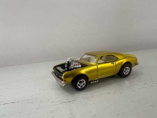 HOT WHEELS - Heavy Chevy Camaro - Spoiler - Redlines - 30th Anniv, Met. Gold
