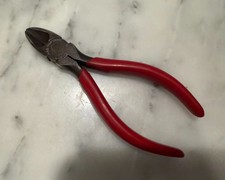 Mac Professional Tools 5 Red Soft Grip Diagonal Cutter Pliers M435g Usa Mac Professional Tools 5 Red Soft Grip Diagonal Cutter Pliers M435g Usa