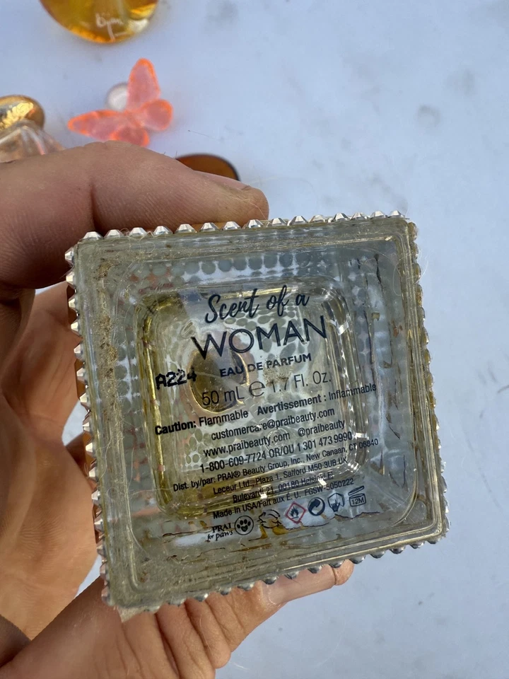 Lot Of 5 Vintage Perfume Bottles x17 - Image 4 of 4