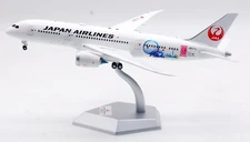 1:200 SQ Wings JAPAN Airlines Boeing B787-8 JA837J Diecast Aircraft Jet Model