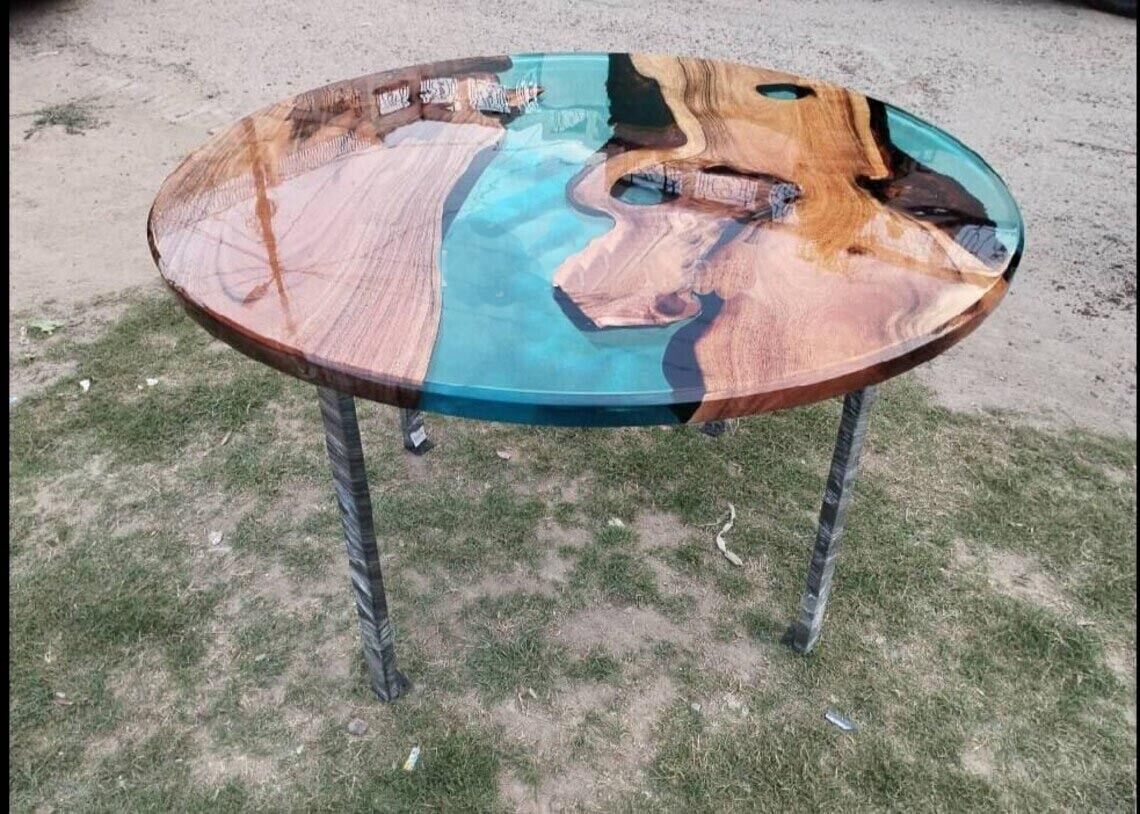 made To order Round Wood Epoxy Resin Table top for Outdoor Garden Decor-image