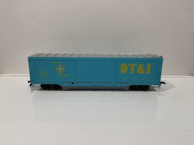 #ad AHM Detroit Toledo Irontron DTamp;I #32240 Box Car $8.50
