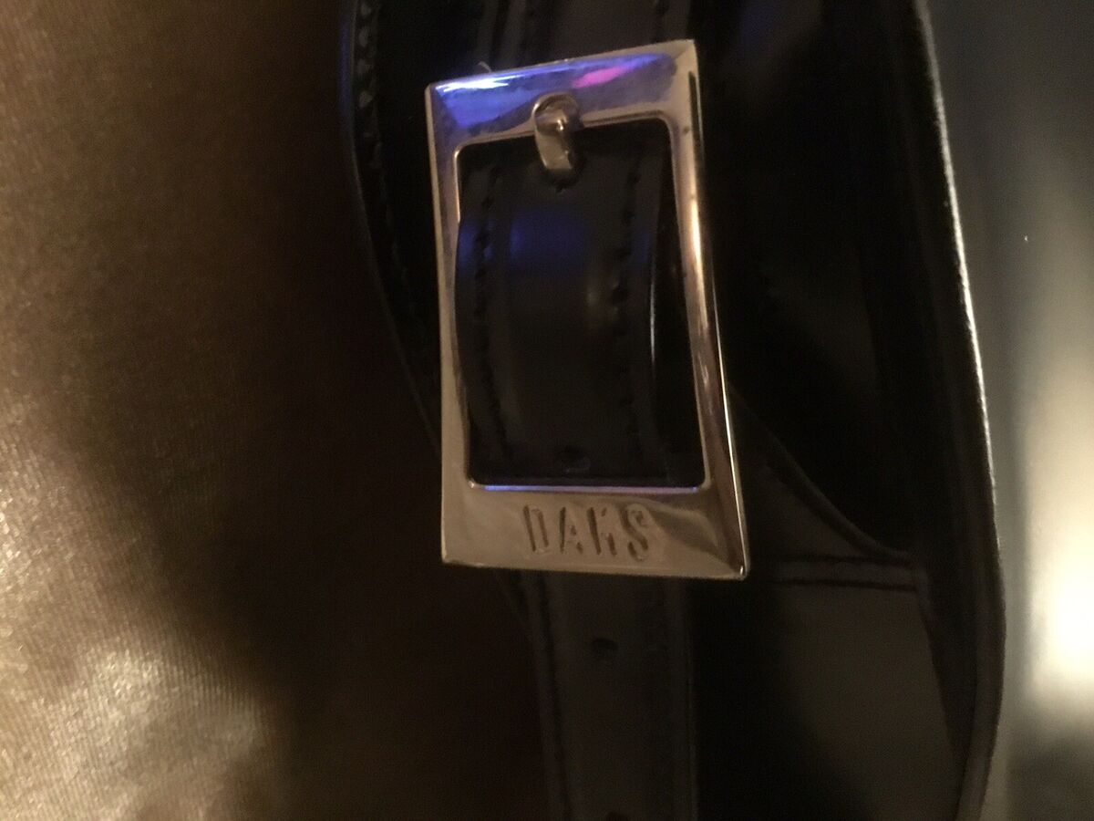DAKS,Black Leather Shoulder Bag Hand Bag London,Unique Style