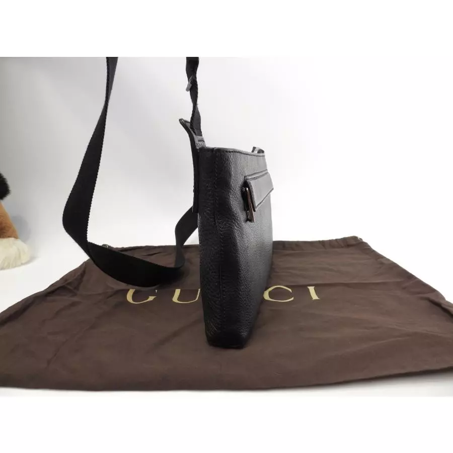 Sac corps Gucci Soho cuir noir bandoulière sac à bandoulière avec sac de rangement