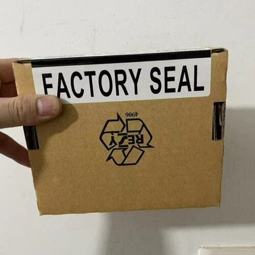 New AB 1769-OF8C /A CompactLogix 8 Pt A/O Current Module 1769OF8C Factory Sealed - Picture 3 of 3
