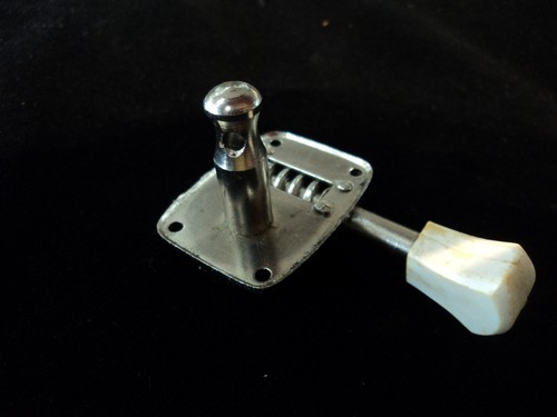 VINTAGE 1960'S HOFNER - (EGMOND,EKO,KAY) BASS GUITAR TUNER-LOW STRING SIDE - 第 2/3 張圖片
