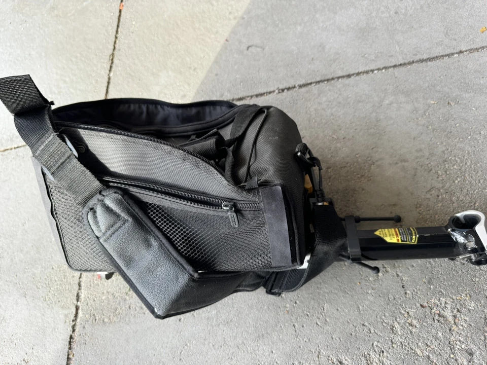 Bolsa de maletero para bicicleta Topeak MTX Quick Track con portabicicletas trasero MTX BeamRack Foto 4 de 4