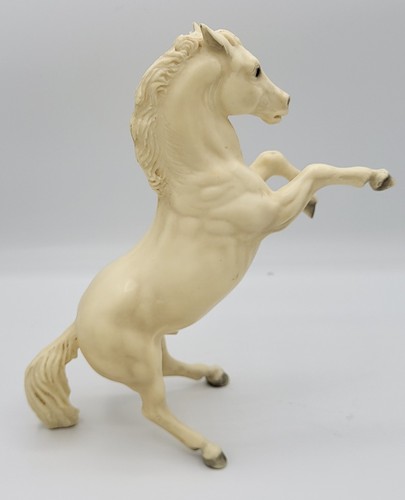 Breyer Horse #30 Fighting Stallion - no box - 1960s issue - Picture 2 of 5