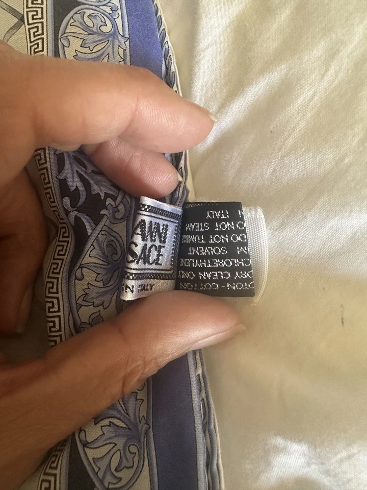 Gianni Versace King Size Black And Blue Comforter - Image 4 of 4