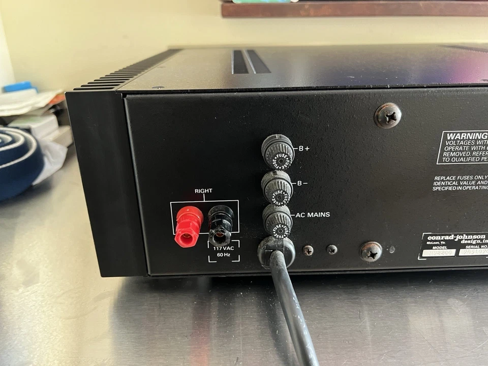 Amplificador de Potencia Estéreo Conrad Johnson MF-2200 | Ligeramente Probado | Funciona Foto 4 de 4