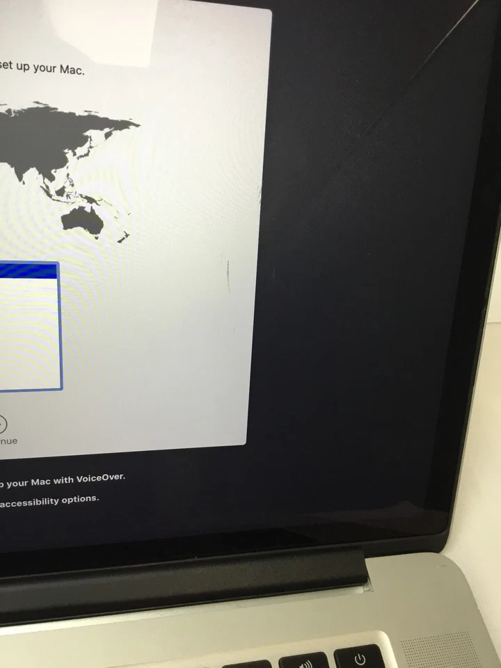 Apple MacBook Pro (M2015) "Core i7" 15.4" 2.2 GHz 16 GB 1TB SSD Grade C - Image 2 of 4