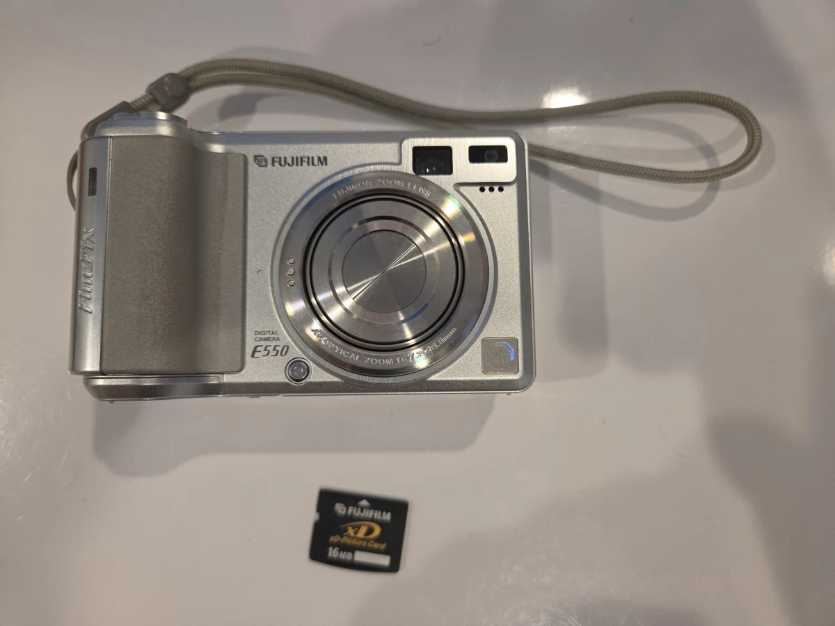 Fujifilm FinePix E550 Digital Cameras 5-6.9 MP Maximum Resolution