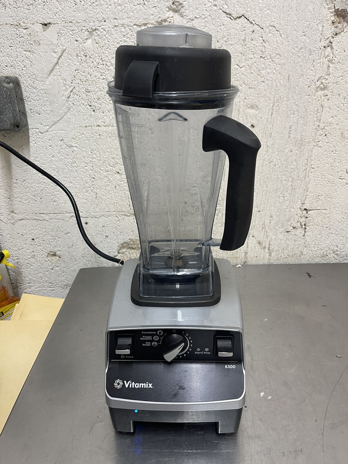 Vitamix 6300 Professional Grade Blender Model VM0102B Lid 64oz Pitcher eBay