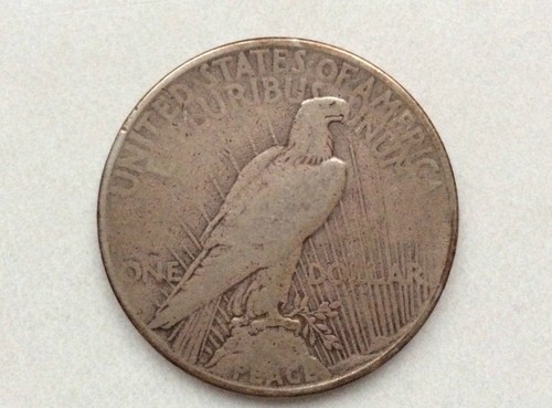 1935-P Peace Silver Dollar U.S. Coin A0111 - Picture 3 of 4