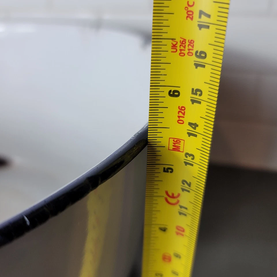 Enamel Ware Tub Basin Vintage Rustic Farmhouse Wash Bowl 13" White Blue Trim - Image 4 of 4