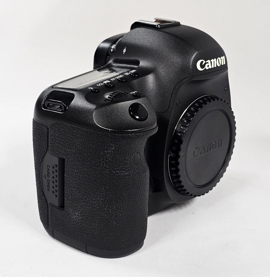 #Canon EOS 5DS 50.6 MP DSLR Camera - Black (184K count)  S/N 048021000262 - Image 2 of 4