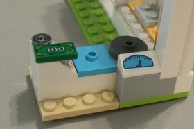 LEGO Friends Heartlake Birthday Gift Delivery Van Figure Manual Clean 41310