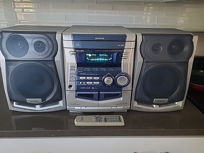 aiwa NSX AJ300 with Working Speakers And Remote Tape Not Working  AS IS REPAIR