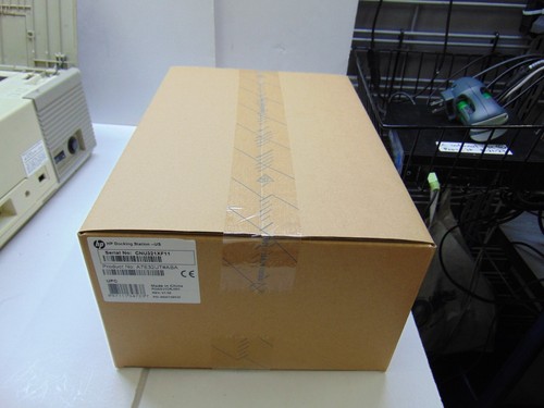 HP Notebook Docking Station With Power Supply 90W A7E32UT#ABA - Brand New - Picture 3 of 7