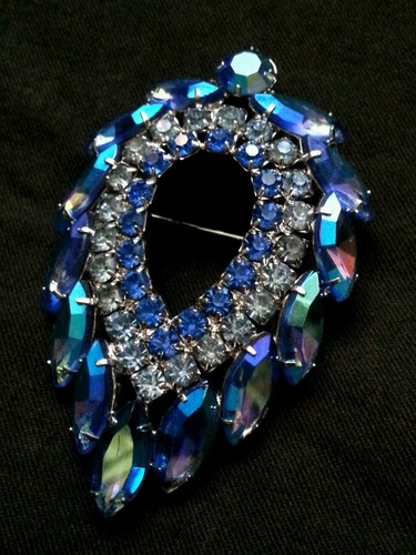Broche grande ""Laguna Azul"" vintage de piedra de imitación Sarah Coventry - Imagen 5 de 8