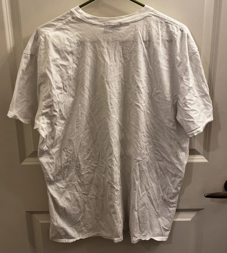 Camiseta Hombre Boohoo Blanca CAMISETA BORDADA CORAZÓN Talla XXL Foto 4 de 4