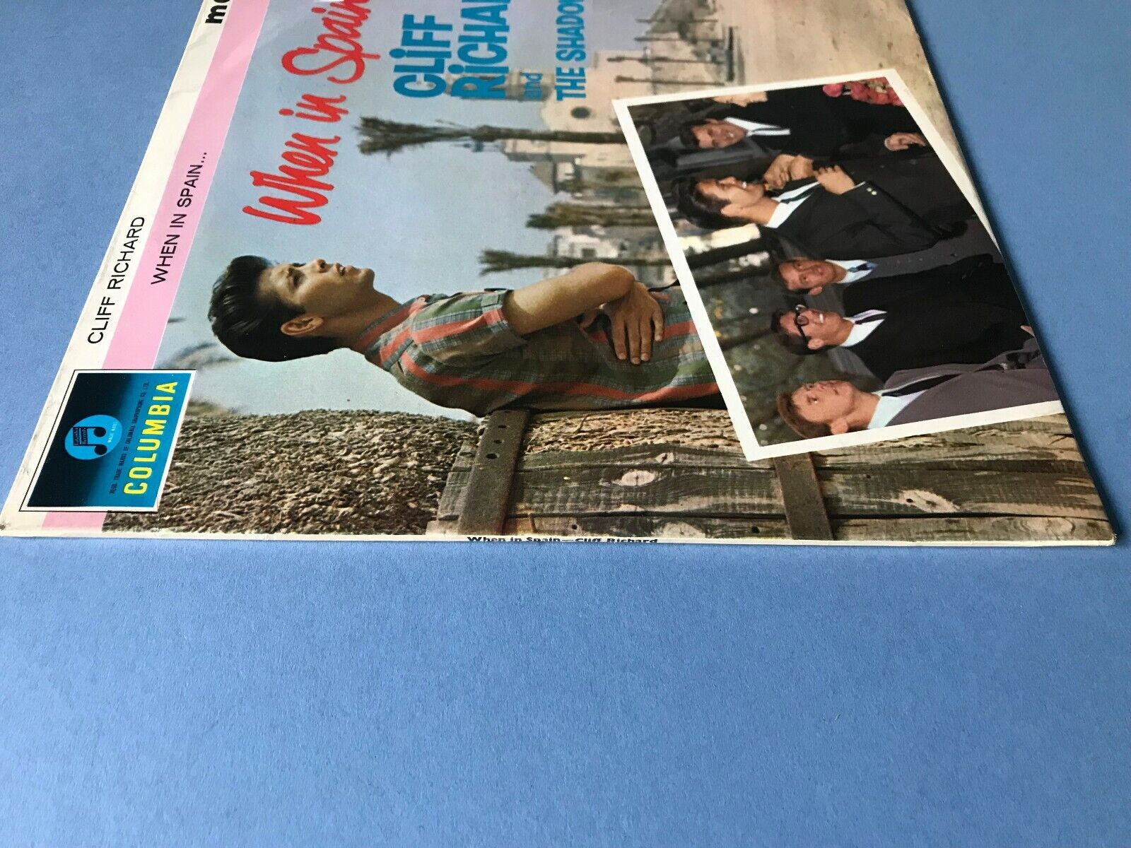 Picture 2 of 8