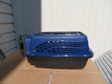 Pet Carrier Taxi Crate Hard Sided Lightweight Small Dog Cat To 10Lbs blue/black