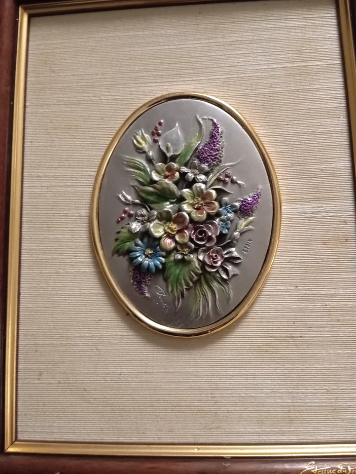 cadre motif gerbe de fleurs étain  (20cmx25cm)  signé voir scanner - Photo 2/4