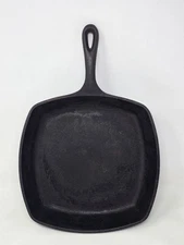 Lodge Square Cast Iron Skillet 8SQ2 10” USA