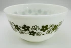 Vintage Pyrex 1.5 Quart Green Floral Spring Blossom Nesting Mixing Bowl # 402.