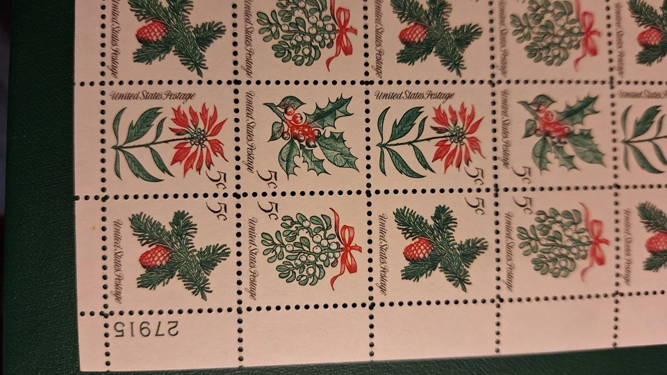 U.S. Scott #1254-57, M/VF/NH, Mint Sheet, Christmas issue, 1965, 5 cents - Image 3 of 4