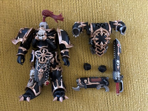 Joytoy Warhammer 40k Black Legion Havocs Champion Brother Slael 1/18 Figure Mint