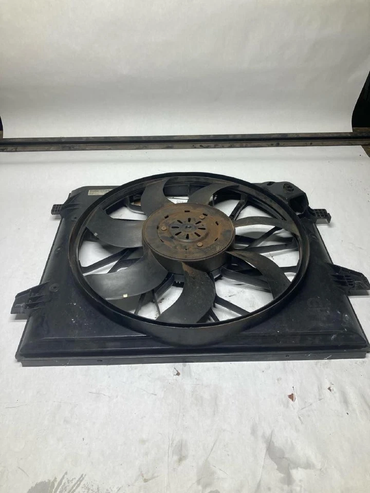 2011-2024 Dodge Durango Radiator Heavy duty Cooling Fan Assembly OEM - Imagem 4 de 4