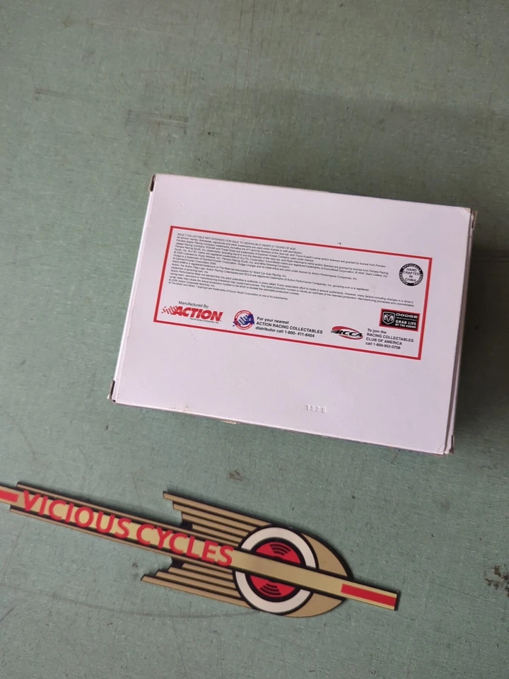 1:64 Team Caliber 1999 Ford #12 Mobil #77 # 2 ,  3 Pack Unopened  - Image 4 of 4