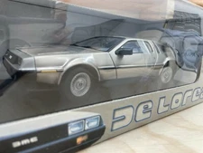 Universal Sun Star 1981 De Lorean LK 1/18 Scale DieCast NIB