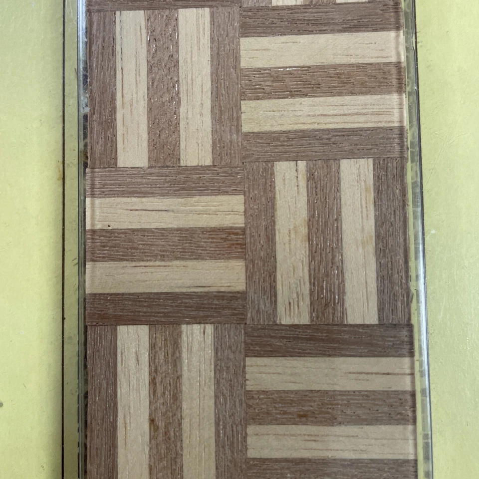 Suelo de parquet de madera genuina para casa de muñecas Houseworks #7007 72 cuadrados Pulgadas 1982 Nuevo Foto 3 de 4