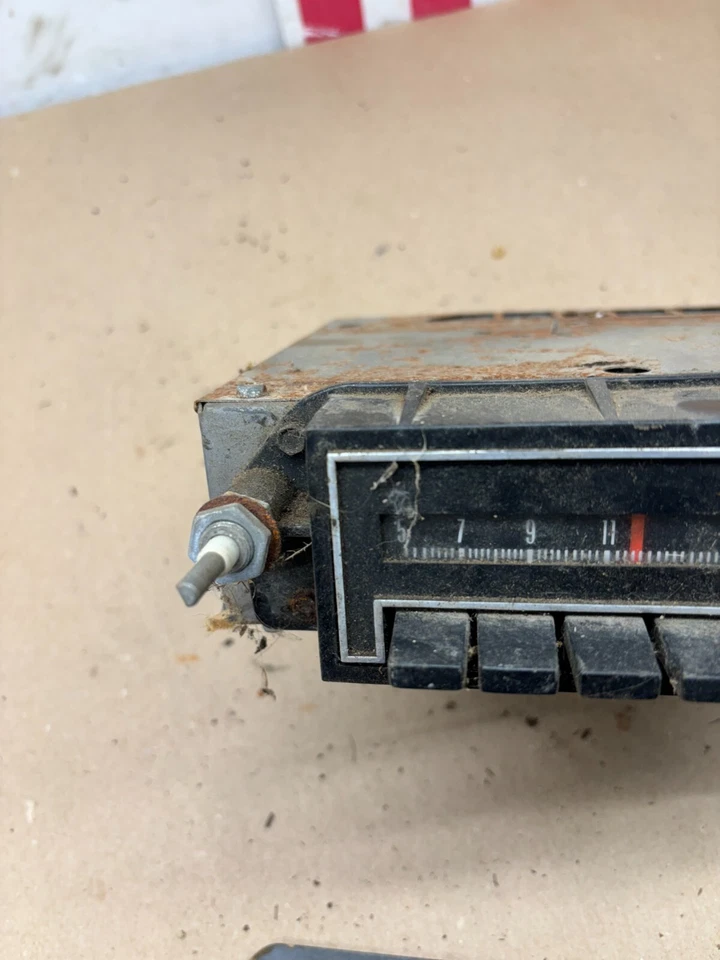 75 76 77 78 C10 K10 Impala Corvette Nova 1977 radio AM Delco Oe CORE 7433641 OEM Foto 2 de 4