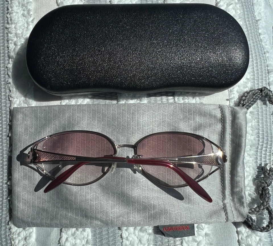 Óculos de sol Givenchy GV3222 novo em folha - Imagem 3 de 4