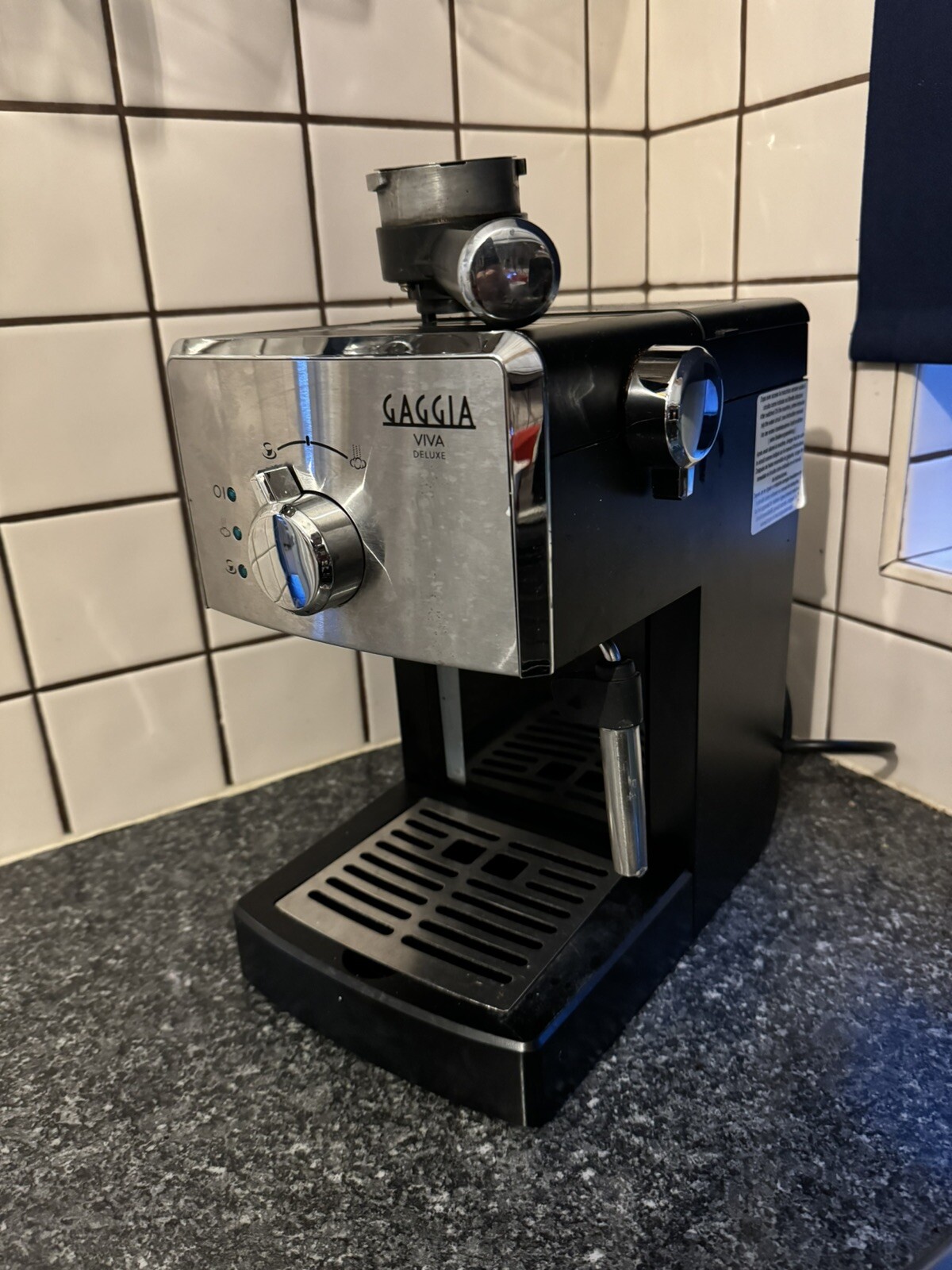 Gaggia Viva Deluxe Style Espresso Coffee Machine with Milk Frother