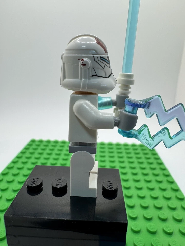 LEGO Star Wars Minifigura: Jek-14 con casco Sw0475 Foto 3 de 4