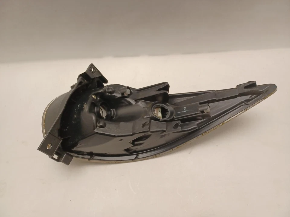 MAZDA 5 luces traseras luz trasera N/S 2008-2010 desconocido SUV LH Foto 3 de 4