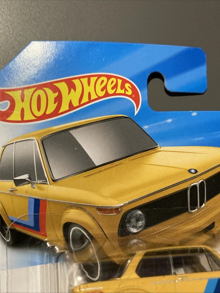 Hot Wheels Bmw 2002 Hw 70vs90 5/10 2025 77/250 HYX21 Senape Mostarda - Immagine 3 di 4