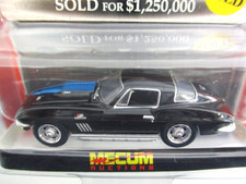 GREENLIGHT - MECUM AUCTIONS - 1967 CHEVROLET CORVETTE 427 L88 COUPE 1/64 DIECAST
