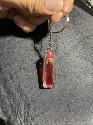 SUPREME New York FW'18 Level Keychain Red | eBay