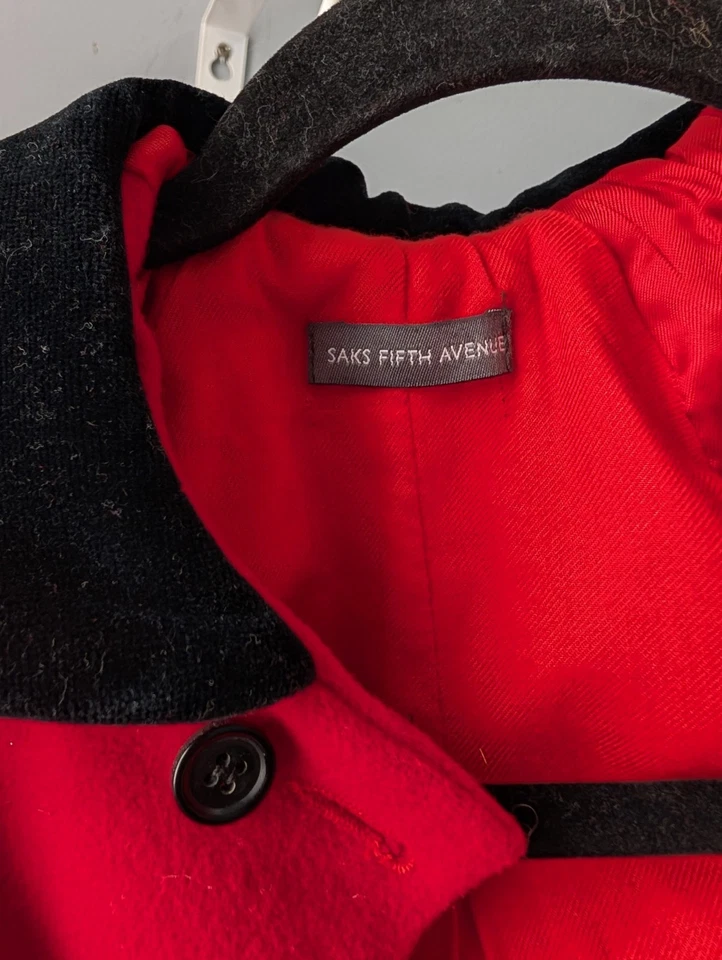 Vintage Saks Fifth Avenue Wool Girls Red Coat Size L 12, Black Velvety Collar - Image 2 of 4
