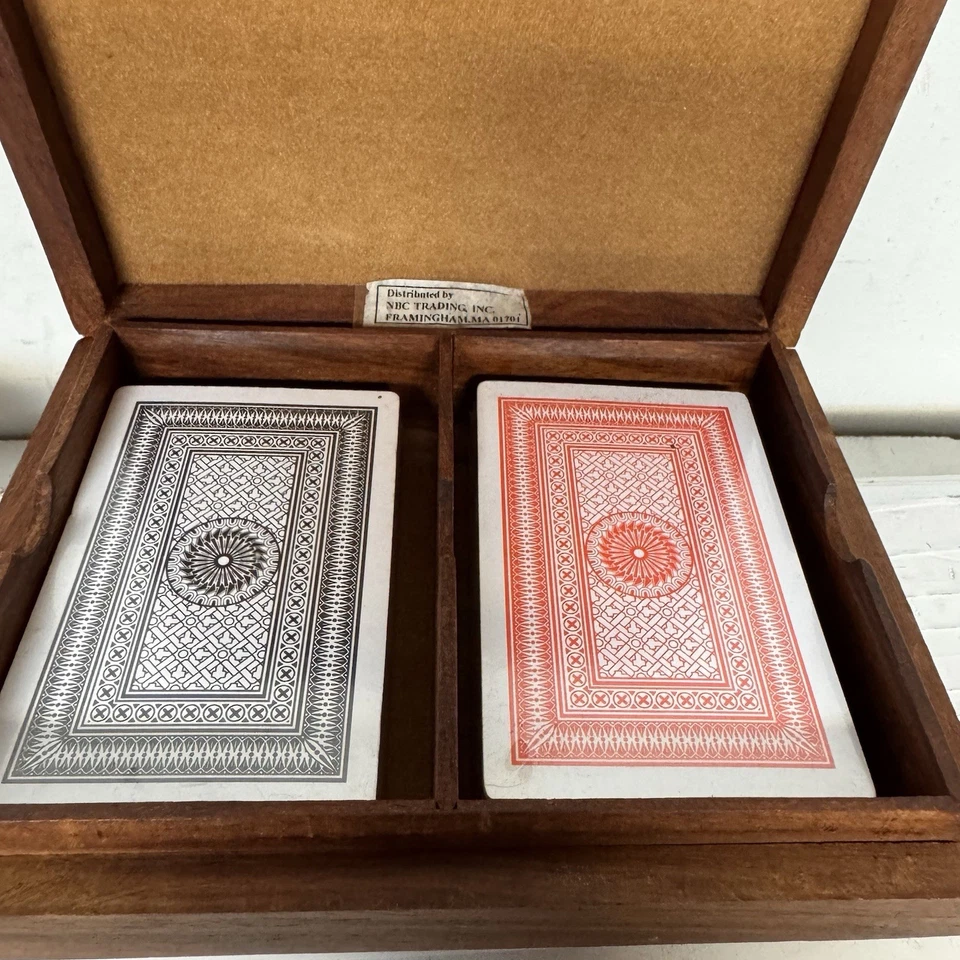 Wooden Card Storage Box / Playing Card Storage with new vintage Cards (945) - Image 2 of 4