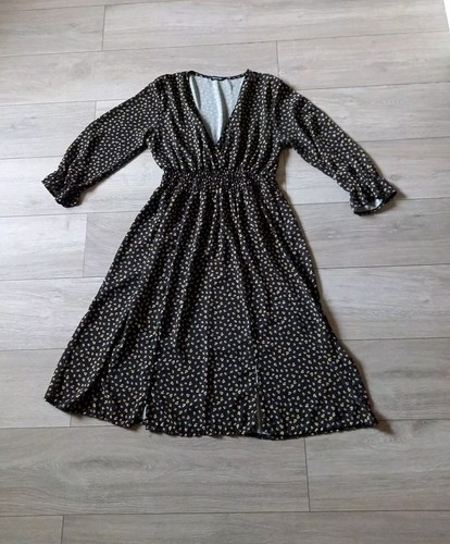 Boohoo Dark Grey Ditsy Floral Flared Dress Long Sleeved Smart Boho Retro UK14 - Picture 20 of 22