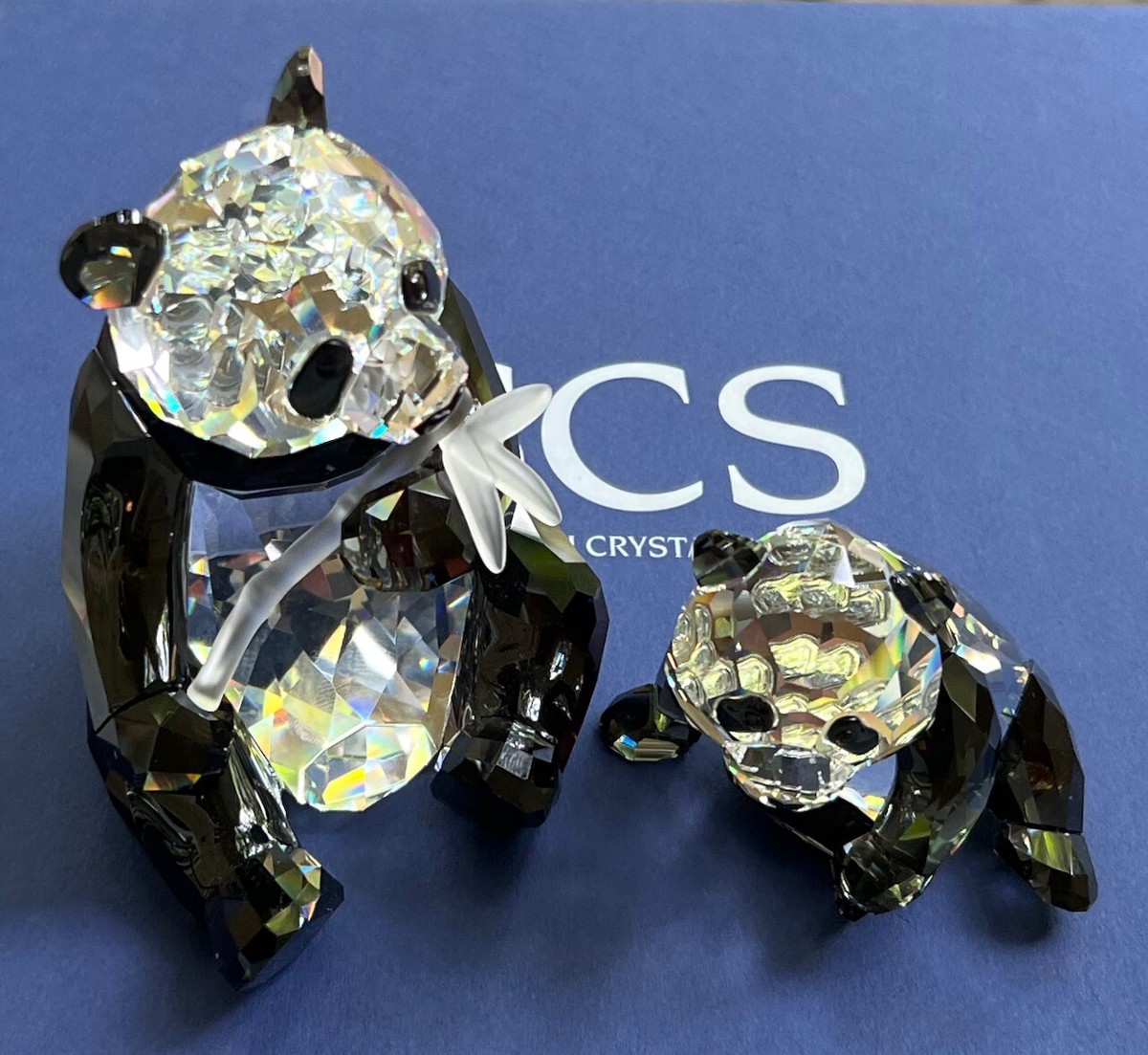 SWAROVSKI Crystal Endangerd Wildlife Pandas Figurines (#900918