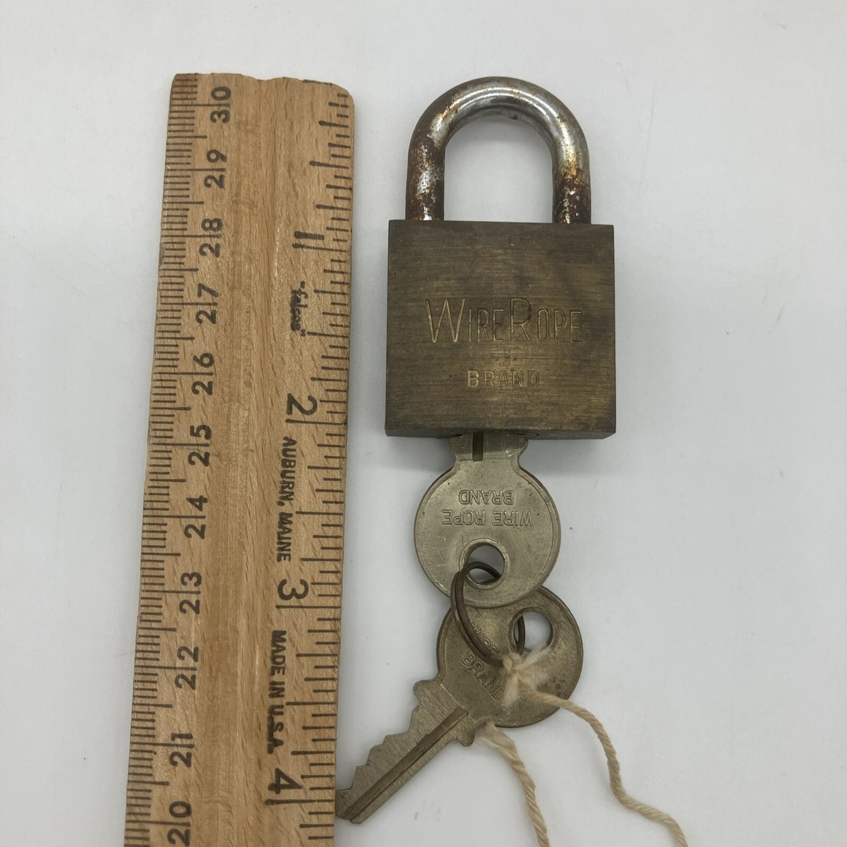 廃盤品 WEIRDO PADLOCK KEYトップ 真鍮製 Antique Padlock With Original Key.#999 Super Medium Uper